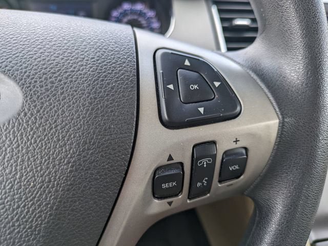 Used 2018 Ford Taurus SE FWD image 22