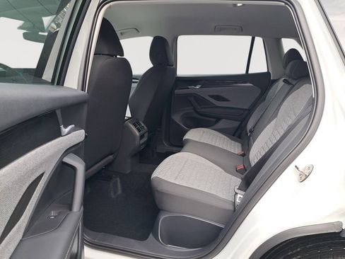 New 2025 Volkswagen Tiguan S image 14