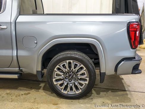Used 2024 GMC Sierra 1500 Denali Ultimate AWD/4WD image 10