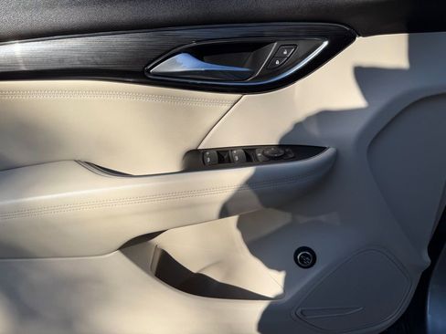 Used 2023 Buick Envision Preferred image 17