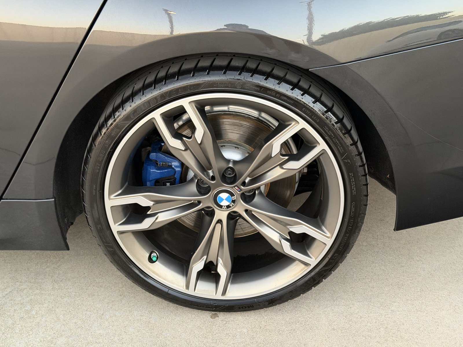Used 2018 BMW M550i xDrive w/ Driving Assistance Package AWD/4WD image 12
