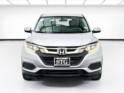 Used 2019 Honda HR-V LX image 2