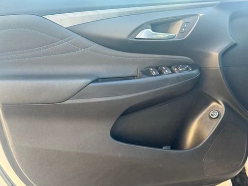 Used 2024 Buick Envista Sport Touring w/ Convenience I Package image 16