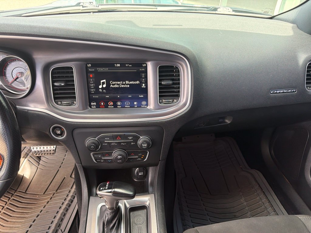 Used 2019 Dodge Charger GT RWD image 11