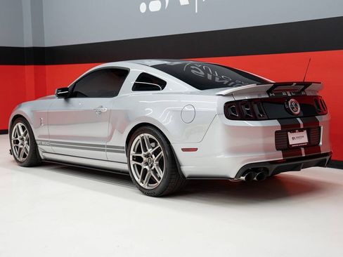 Used 2013 Ford Mustang Shelby GT500 RWD image 25