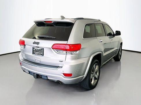 Used 2015 Jeep Grand Cherokee Overland AWD/4WD image 7