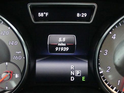 Used 2015 Mercedes-Benz CLA 250 4MATIC image 32