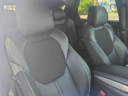 Used 2023 Genesis GV70 2.5T w/ Sport Prestige Package AWD/4WD image 26