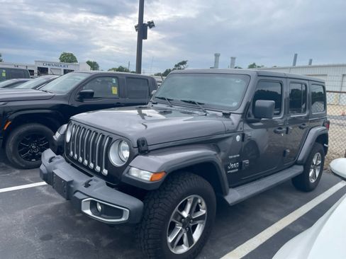 Used 2019 Jeep Wrangler Unlimited Sahara AWD/4WD image 1