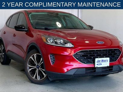 Used 2022 Ford Escape SE w/ SE Sport Appearance Package