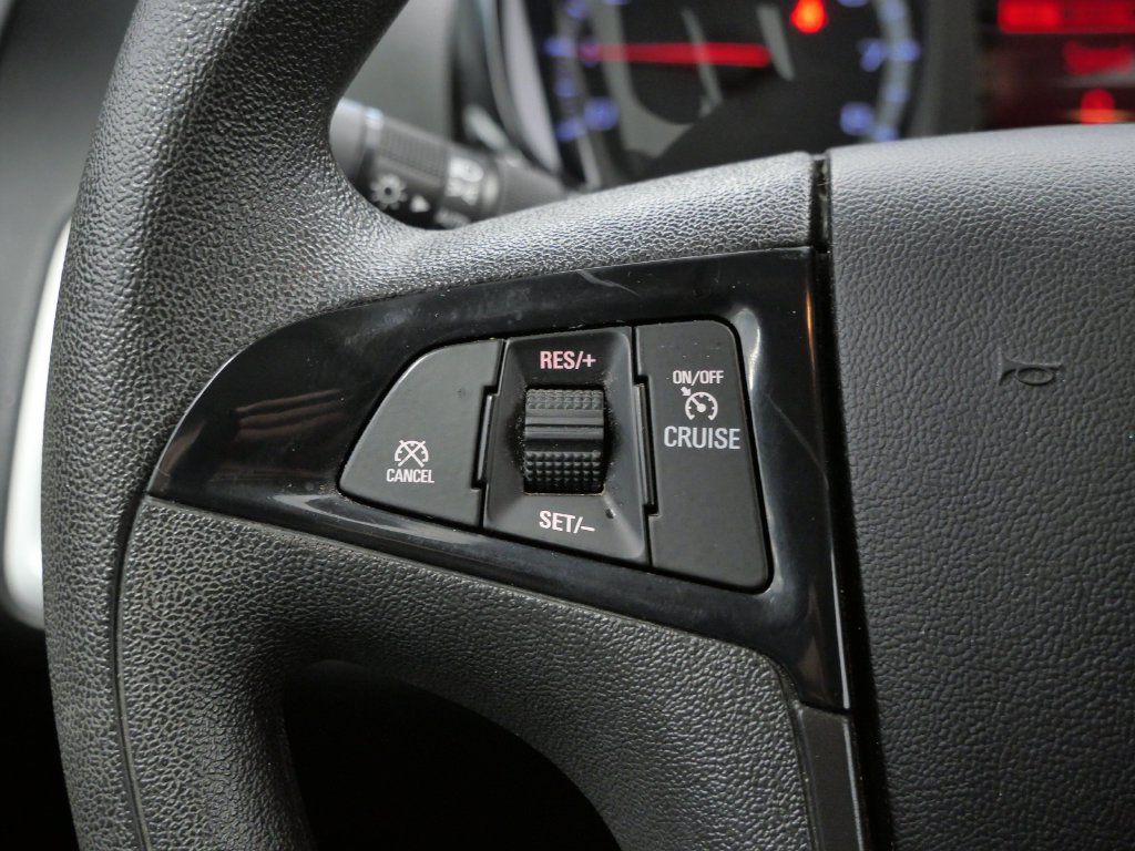 Used 2014 GMC Terrain SLE FWD image 17