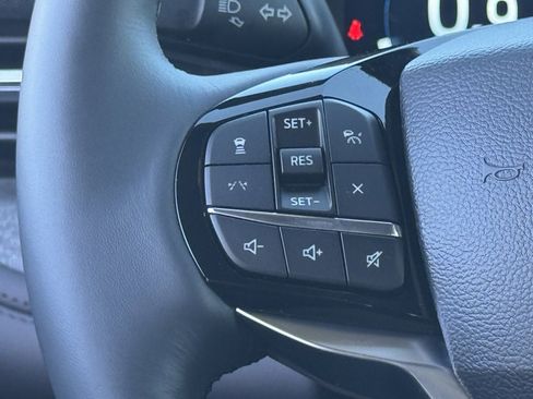 New 2026 Ford Explorer Platinum image 23