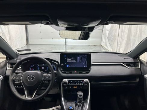 Used 2025 Toyota RAV4 XSE w/ Weather Package AWD/4WD image 42