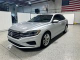 Used 2020 Volkswagen Passat 2.0T SE image 4