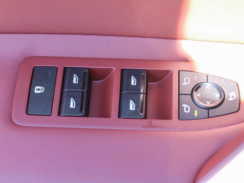 New 2026 BMW iX xDrive60 w/ Premium Package image 20