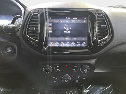 Used 2021 Jeep Compass Limited AWD/4WD image 20
