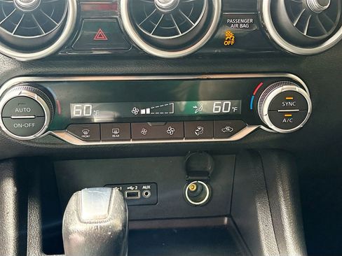 Used 2023 Nissan Sentra SR w/ Trunk Package FWD image 15