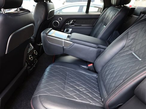 Used 2020 Land Rover Range Rover SV Autobiography Dynamic image 13