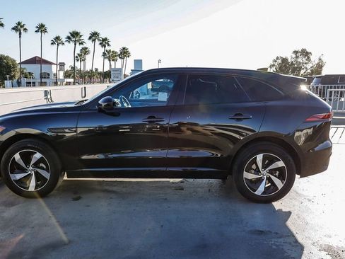 Used 2024 Jaguar F-PACE R-Dynamic S image 14