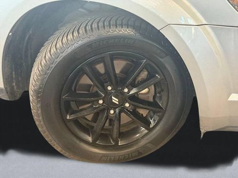 Used 2020 Dodge Journey SE w/ SE Popular Equipment Group FWD image 19