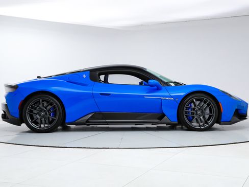 Certified 2022 Maserati MC20 Coupe RWD image 6