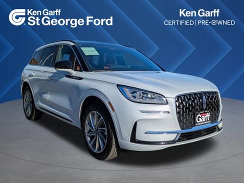 Used 2025 Lincoln Corsair Grand Touring image 1