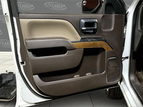 Used 2015 Chevrolet Silverado 1500 LTZ image 12