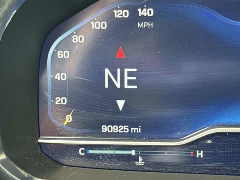 Used 2022 Chevrolet Tahoe RST w/ Luxury Package image 30