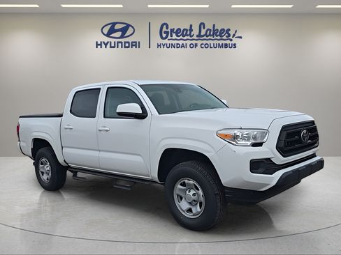Used 2021 Toyota Tacoma SR AWD/4WD image 7