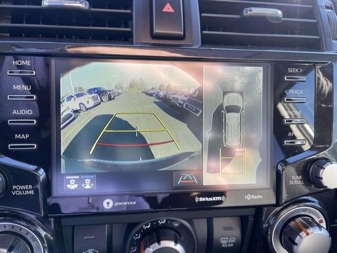 Used 2023 Toyota 4Runner TRD Off-Road Premium image 40