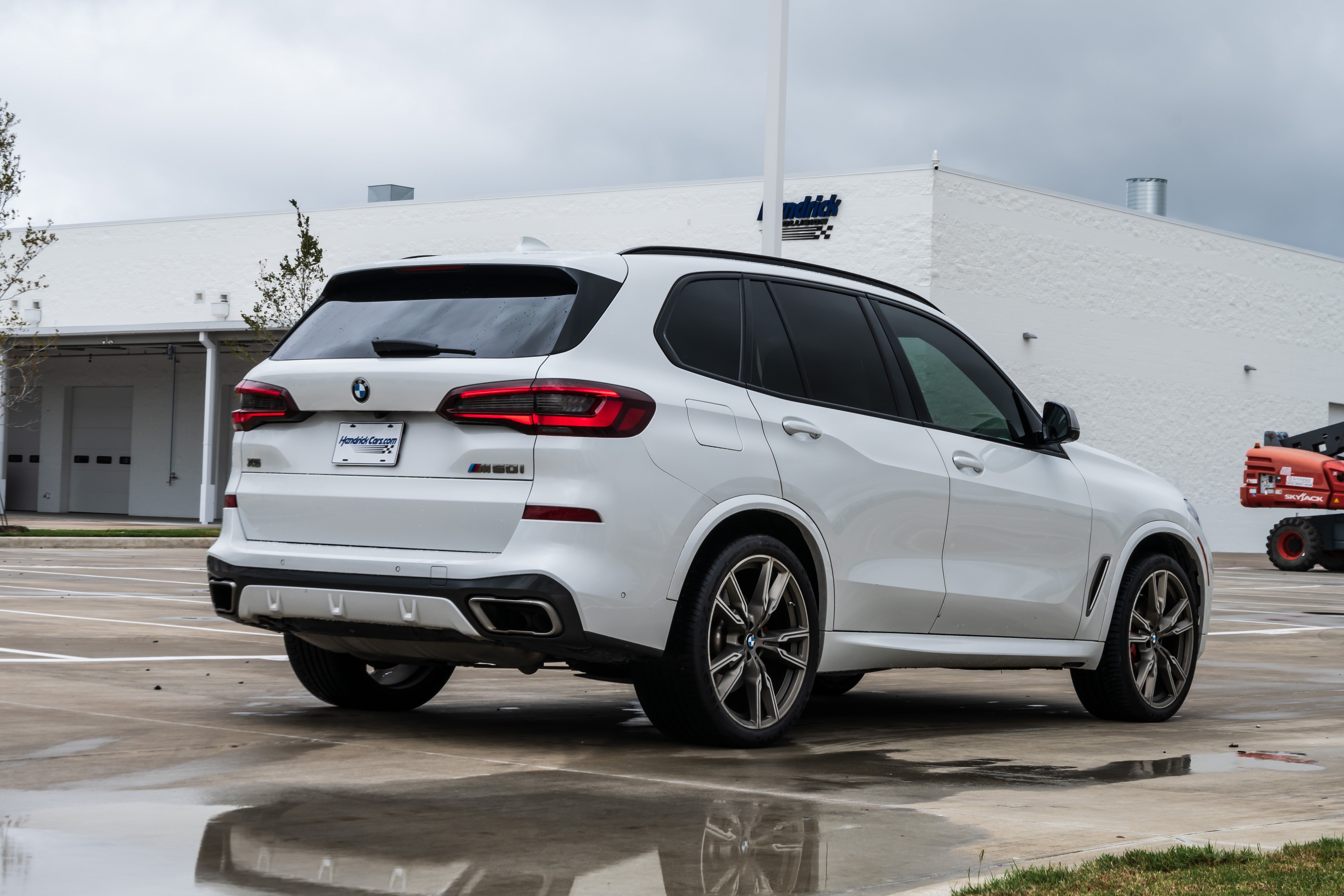 Used 2022 BMW X5 M50i w/ Executive Package AWD/4WD image 9