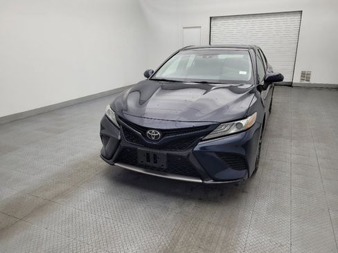 Used 2018 Toyota Camry XSE image 15