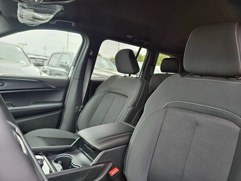 New 2026 Jeep Grand Cherokee Laredo RWD image 19