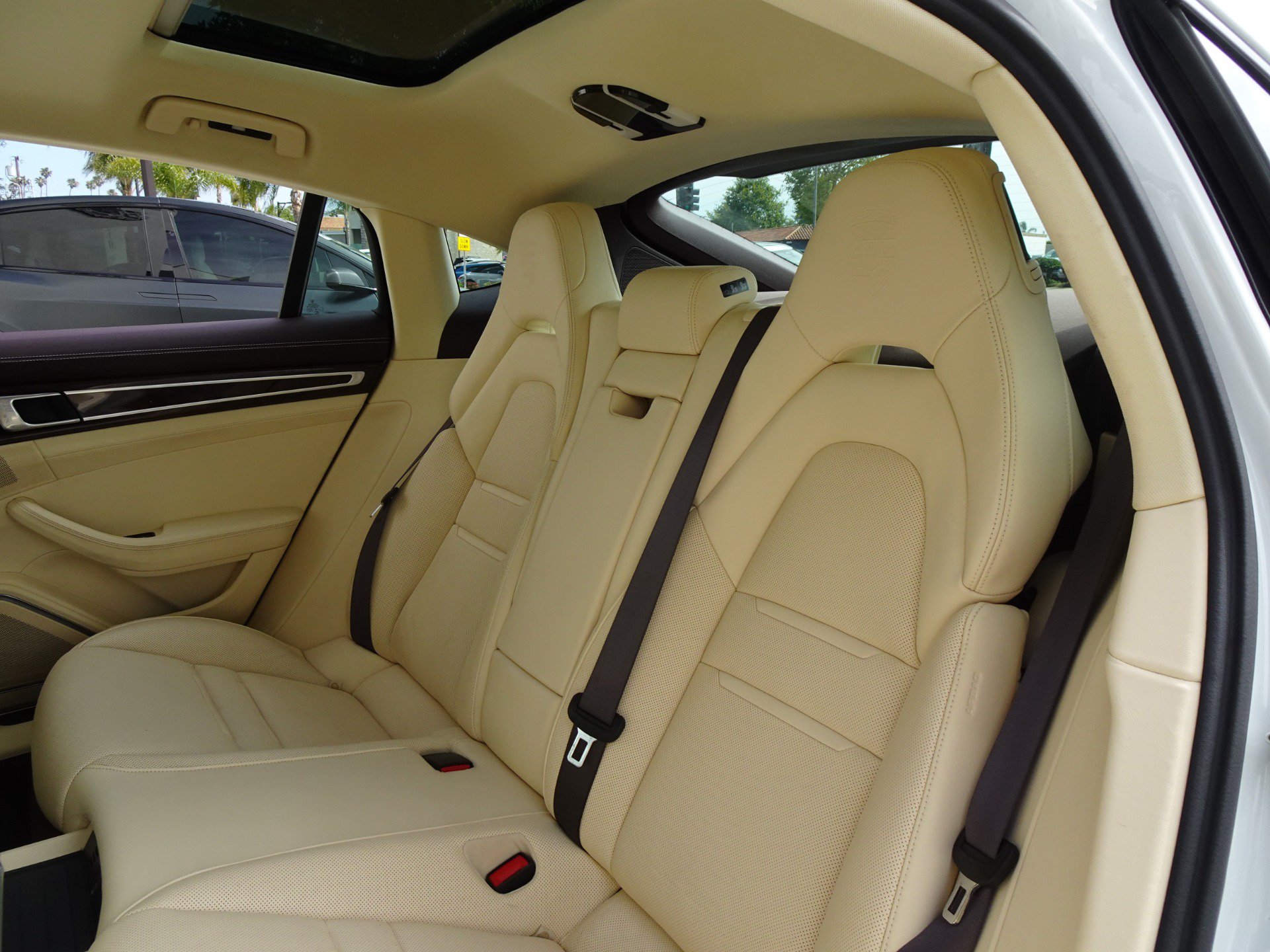 Used 2022 Porsche Panamera Platinum Edition RWD image 15