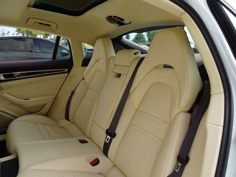 Used 2022 Porsche Panamera Platinum Edition RWD image 15