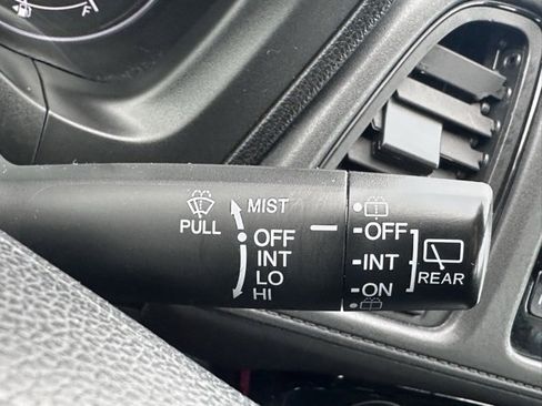 Used 2016 Honda HR-V LX image 23