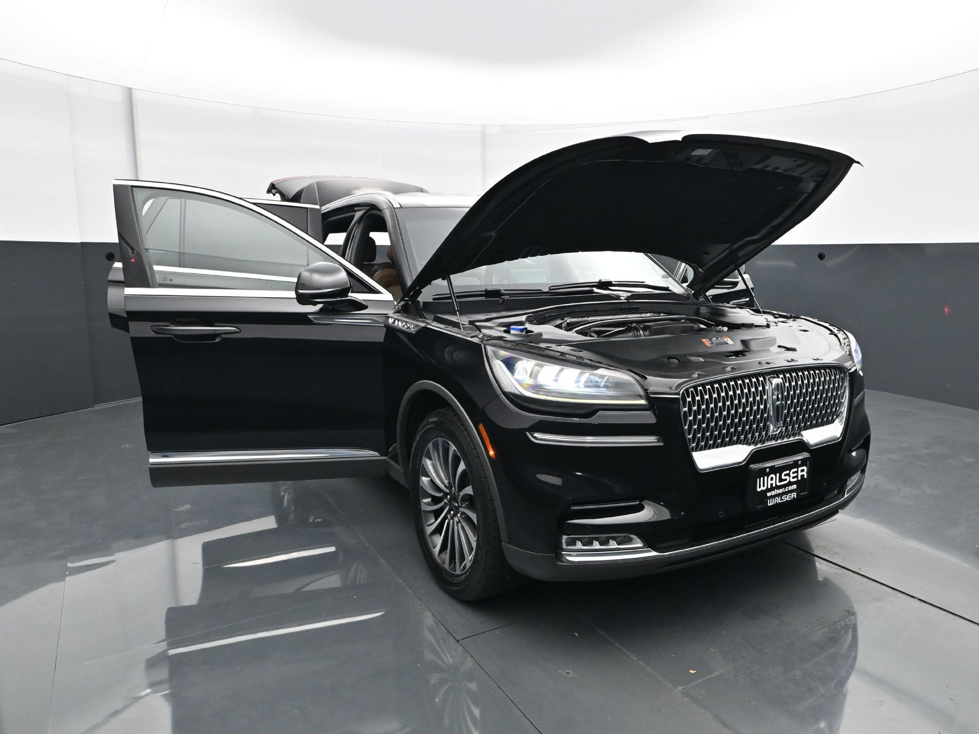 Used 2020 Lincoln Aviator Reserve w/ Class IV Trailer Tow Package AWD/4WD image 39