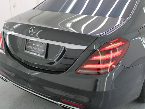 Used 2018 Mercedes-Benz S 560 Sedan image 19