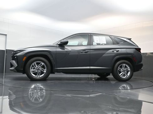 Certified 2026 Hyundai Tucson SE FWD image 26