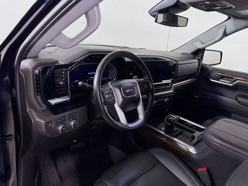 Used 2023 GMC Sierra 1500 Elevation w/ Elevation Premium Package AWD/4WD image 10