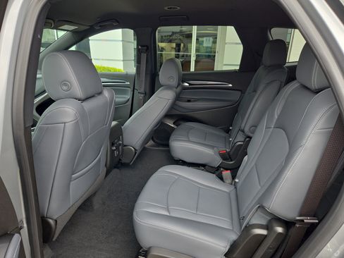 Used 2024 Buick Enclave Essence w/ Sport Touring Edition image 15