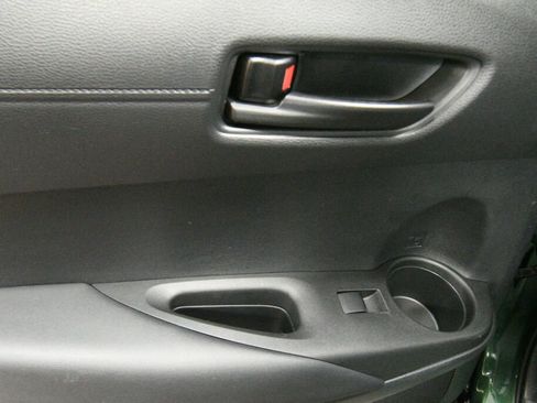 Used 2023 Toyota Corolla Cross LE image 21