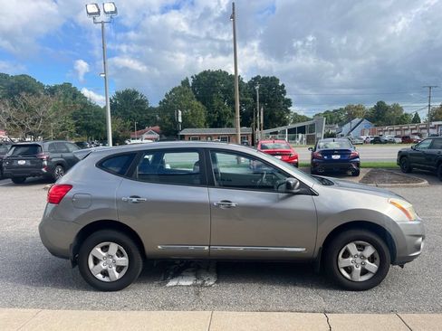 Used 2013 Nissan Rogue S FWD image 3