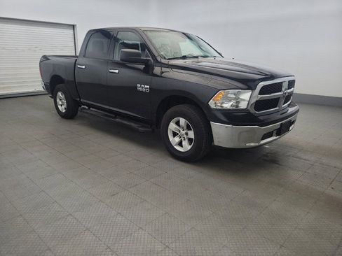 Used 2018 RAM 1500 Classic SLT AWD/4WD image 11