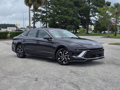 Used 2024 Hyundai Sonata SEL FWD image 1