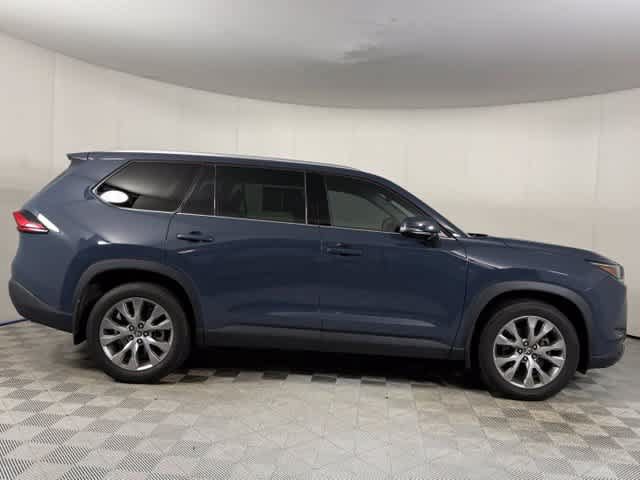 Used 2024 Toyota Grand Highlander AWD image 9