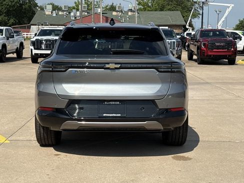New 2025 Chevrolet Equinox EV LT w/ Convenience Package II image 4