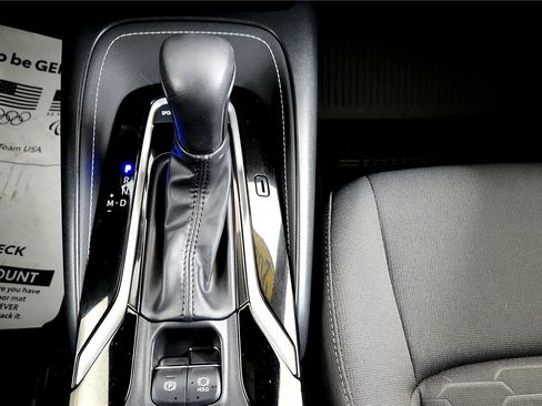 Used 2022 Toyota Corolla SE image 28