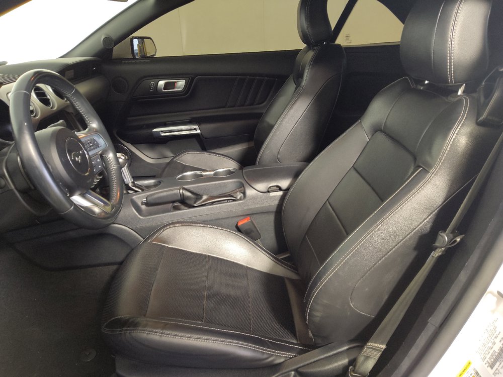Used 2021 Ford Mustang Premium RWD image 17