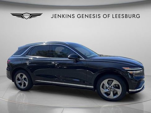 Used 2026 Genesis GV70 2.5T Select AWD/4WD image 2